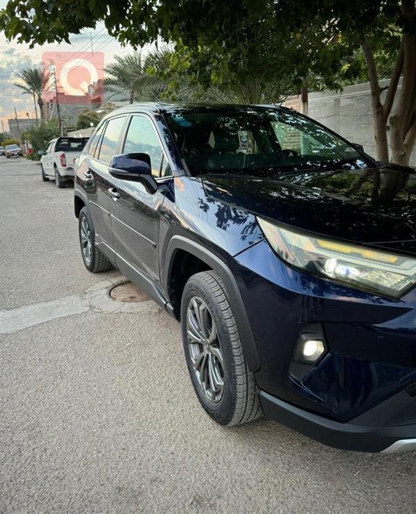 تويوتا راف 4 2022 للبيع في العراق - بغداد